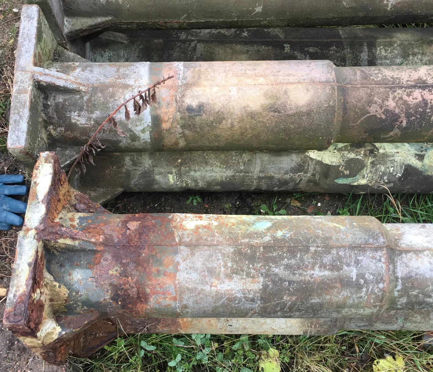 16 Gusssäulen aus Speichergebäude im Havelland – Bild 2