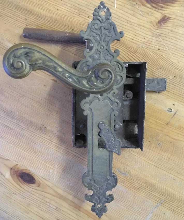 Kastenschloss-gruenderzeit-messingdrueker 06 Artikel Nr. Kastenschloss 06