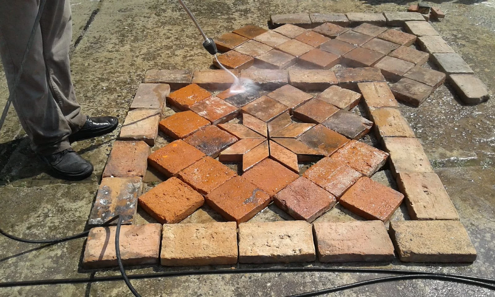 Original deutscher Terrakotta / Ziegel Mosaikboden – Bild 3