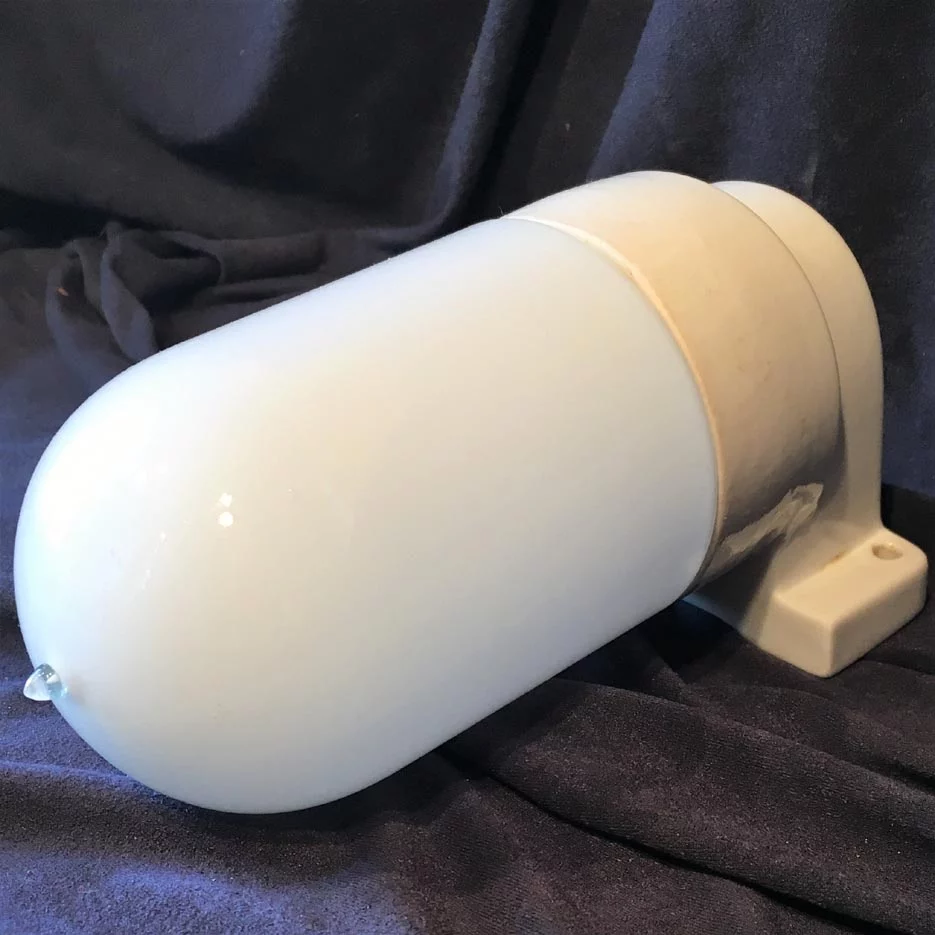 Badezimmerwandlampe Nr. 03 Bauhaus Art-Deco