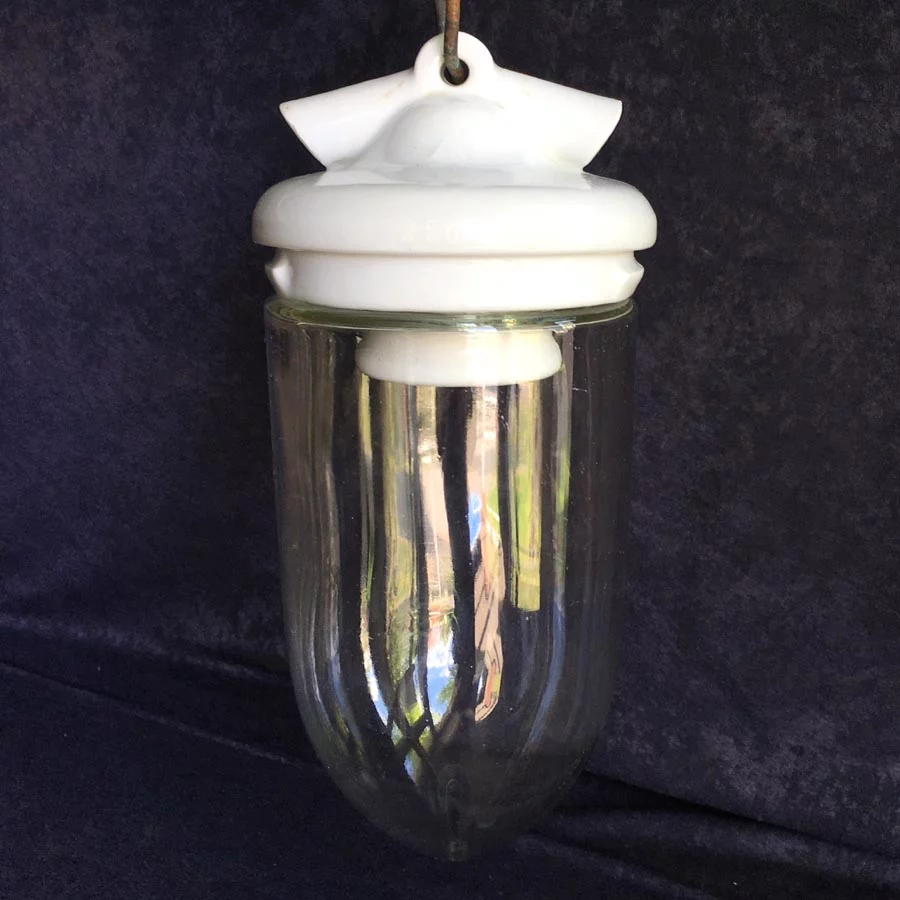 Deckenlampe Nr. 12 aus Porzellan mit Glaszylinder