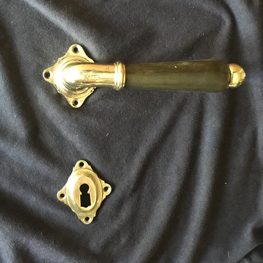 Türdrückergarnitur Nr. 185 Gründerzeit Messing / Horn – Bild 2