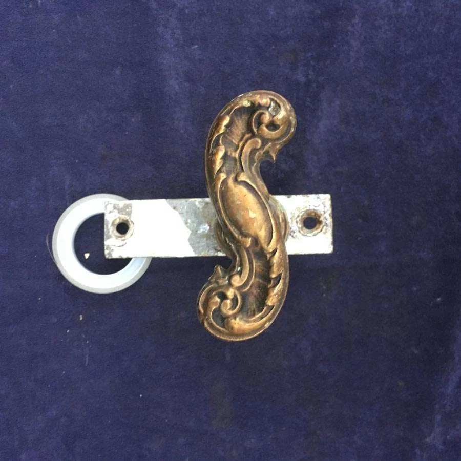 Fensterolive Nr. 126 Gründerzeit Neo Barock Messing – Bild 7