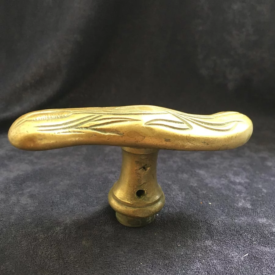 Fensterolive Nr. 112 Jugendstil Messing mit Schilf Ornament – Bild 4