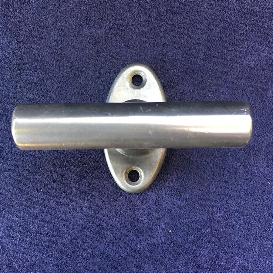 Fensterolive Nr. 123 Bauhaus gegossen Messing / vernickelt – Bild 2