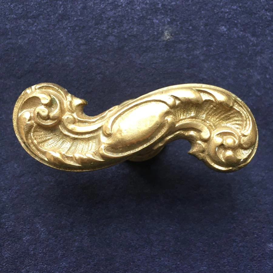 Fensterolive Nr. 126 Gründerzeit Neo Barock Messing – Bild 2