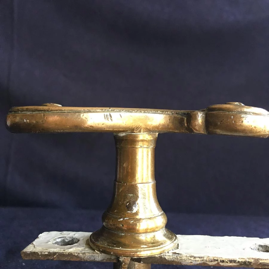 Fensterolive Nr. 134 Jugendstil gegossen Messing – Bild 2