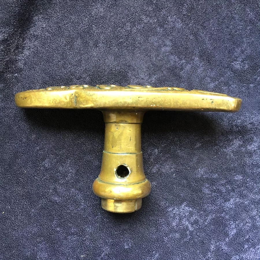 Fensterolive Nr. 145 Jugendstil Messing / vernickelt – Bild 4