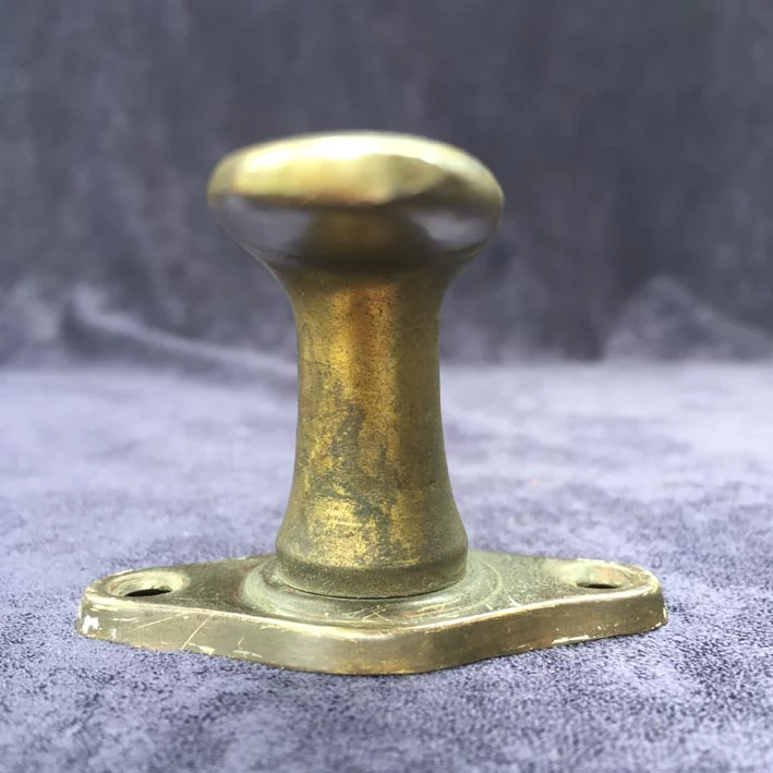 Fensterolive Nr. 155 Bauhaus gegossen Messing / vernickelt – Bild 5