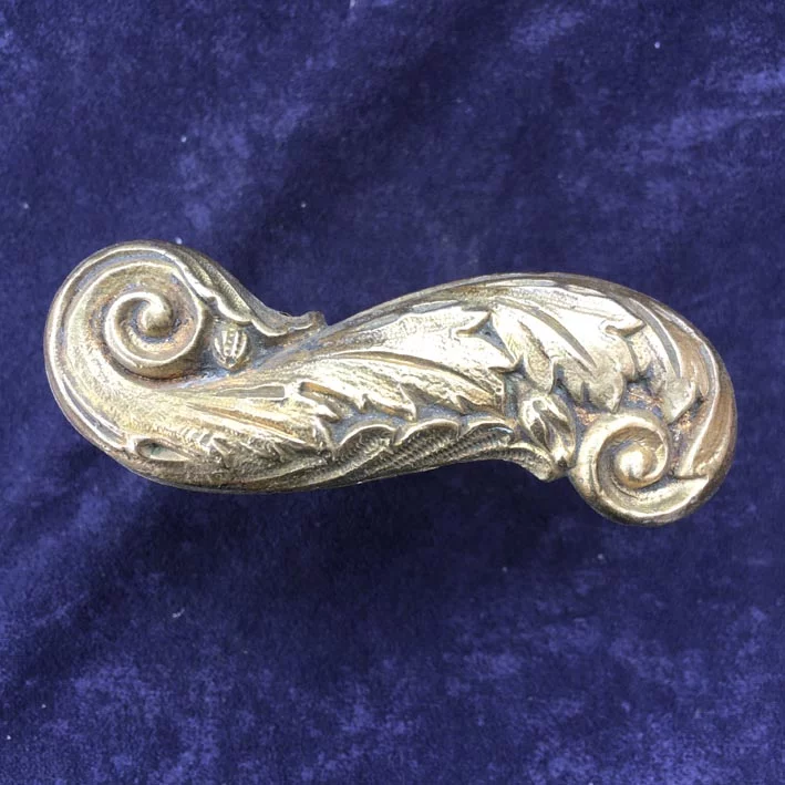 Fensterolive Nr. 184 Gründerzeit / Neo Barock Messing – Bild 2