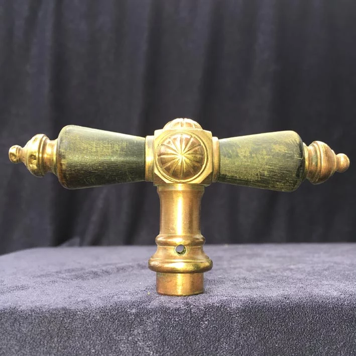 Fensterolive Nr. 187 Gründerzeit Neo Barock Messing/Horn – Bild 3