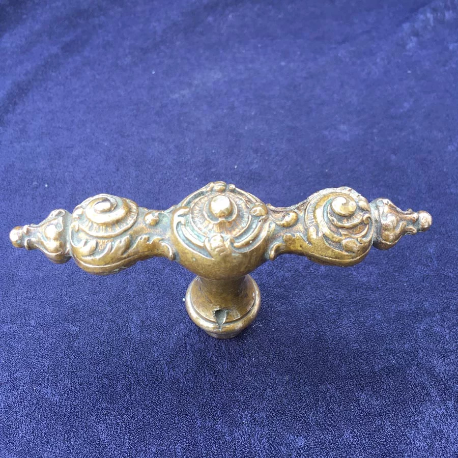 Fensterolive Nr. 200 Gründerzeit / Neo Barock Messing – Bild 3