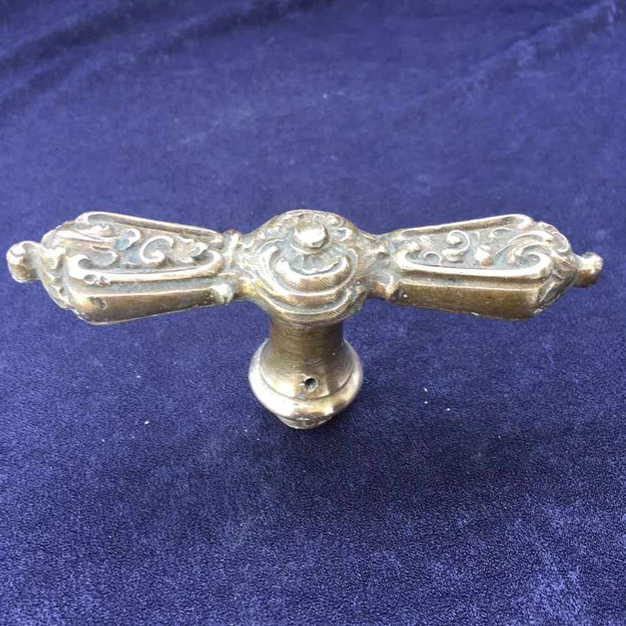 Fensterolive Nr. 202 Gründerzeit / Neo Barock Messing