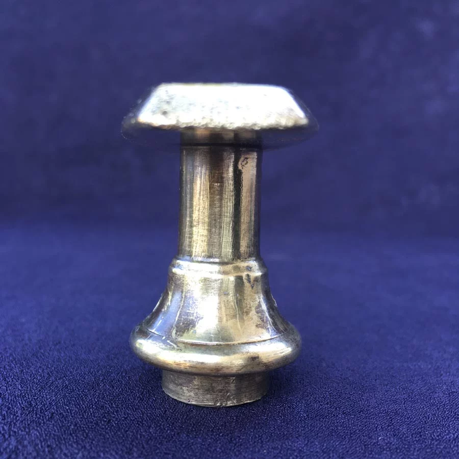 Fensterolive Nr. 230 Bauhaus Messingguss Baton Schliff – Bild 5