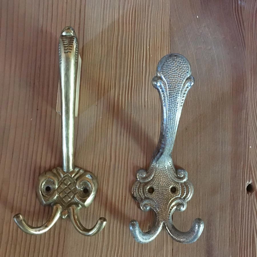 Kleiderhaken Nr. 2 Messing