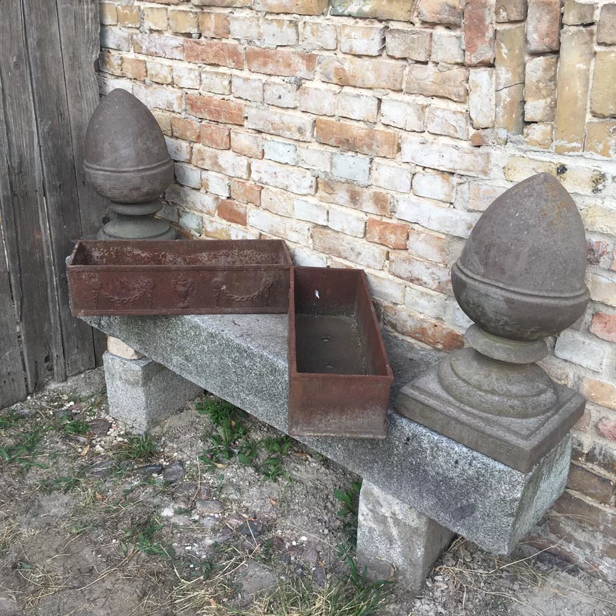 Jardiniere, Blumenkasten bzw. Pflanzschale aus Gusseisen – Bild 5