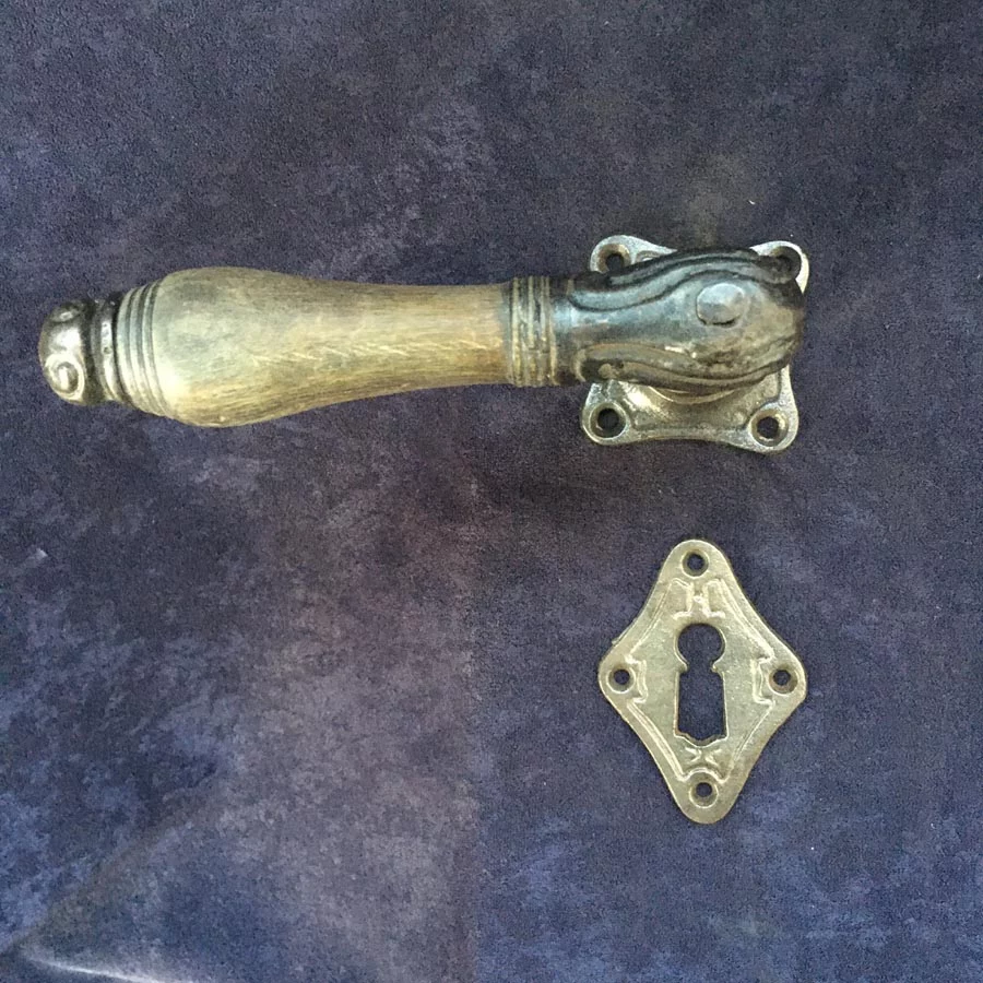 Türklinkengarnitur Nr. 219 Gründerzeit Gusseisen Horn