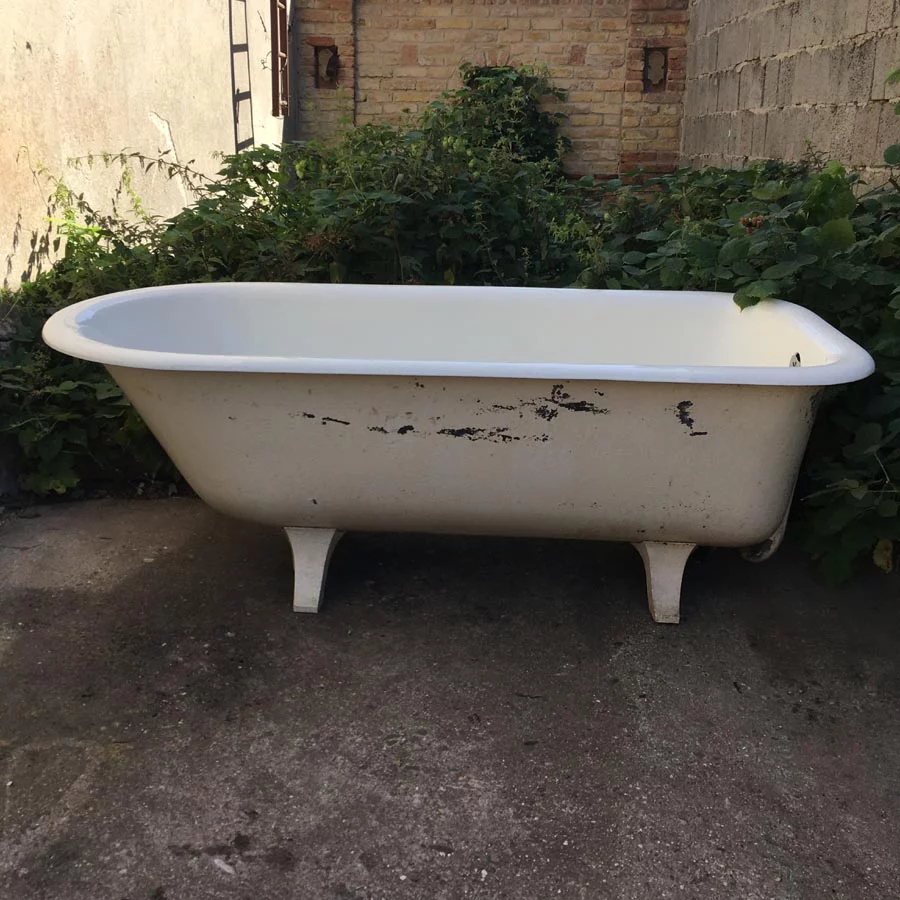 Emaillierte, antike Badewanne aus Gusseisen Nr. 2