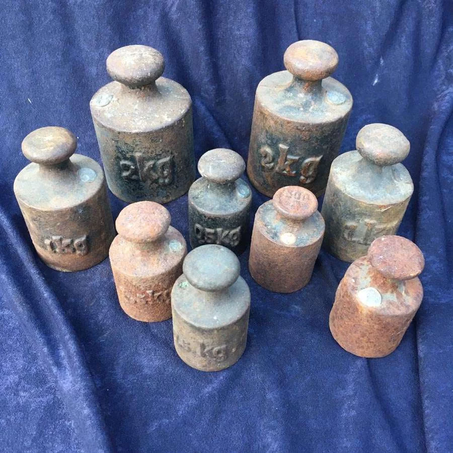 Alte Gewichte für Waagen Nr. 25 – Bild 2