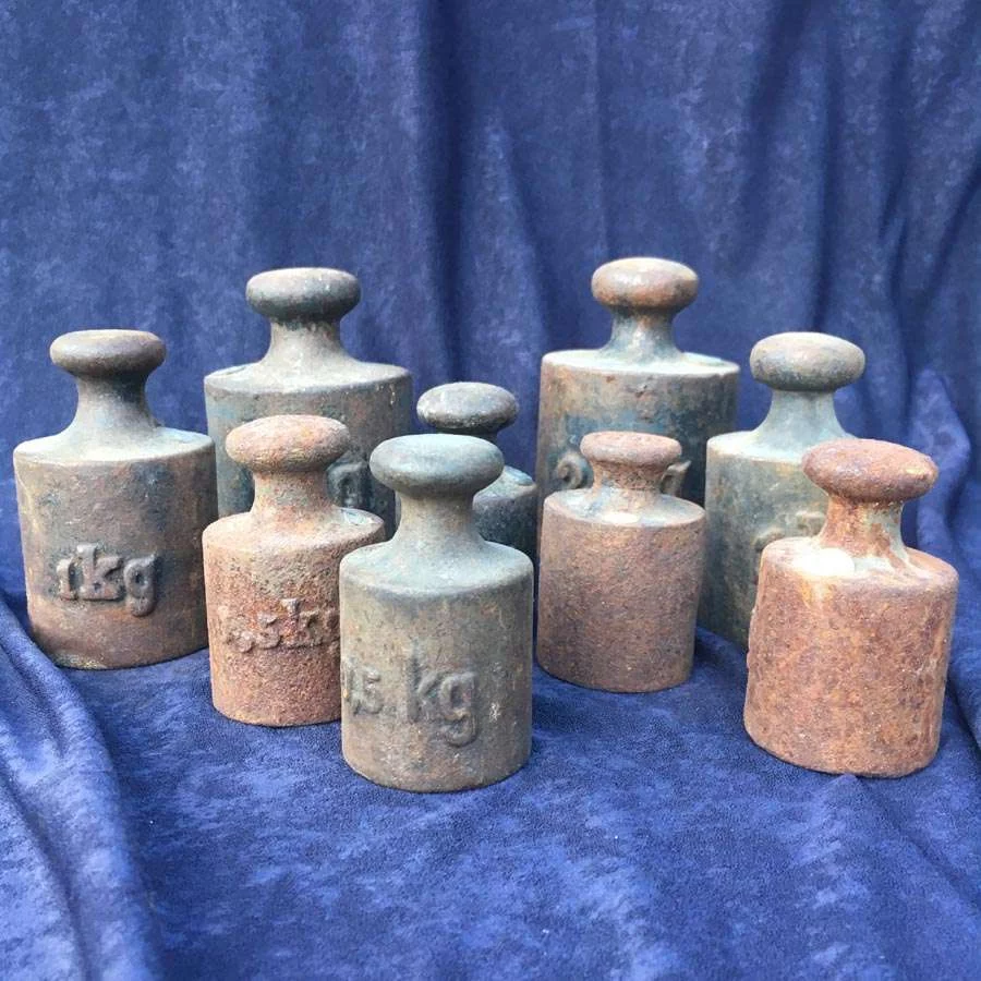 Alte Gewichte für Waagen Nr. 25