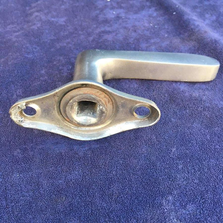 Fensterolive Nr. 257 Bauhaus vernickelt – Bild 3