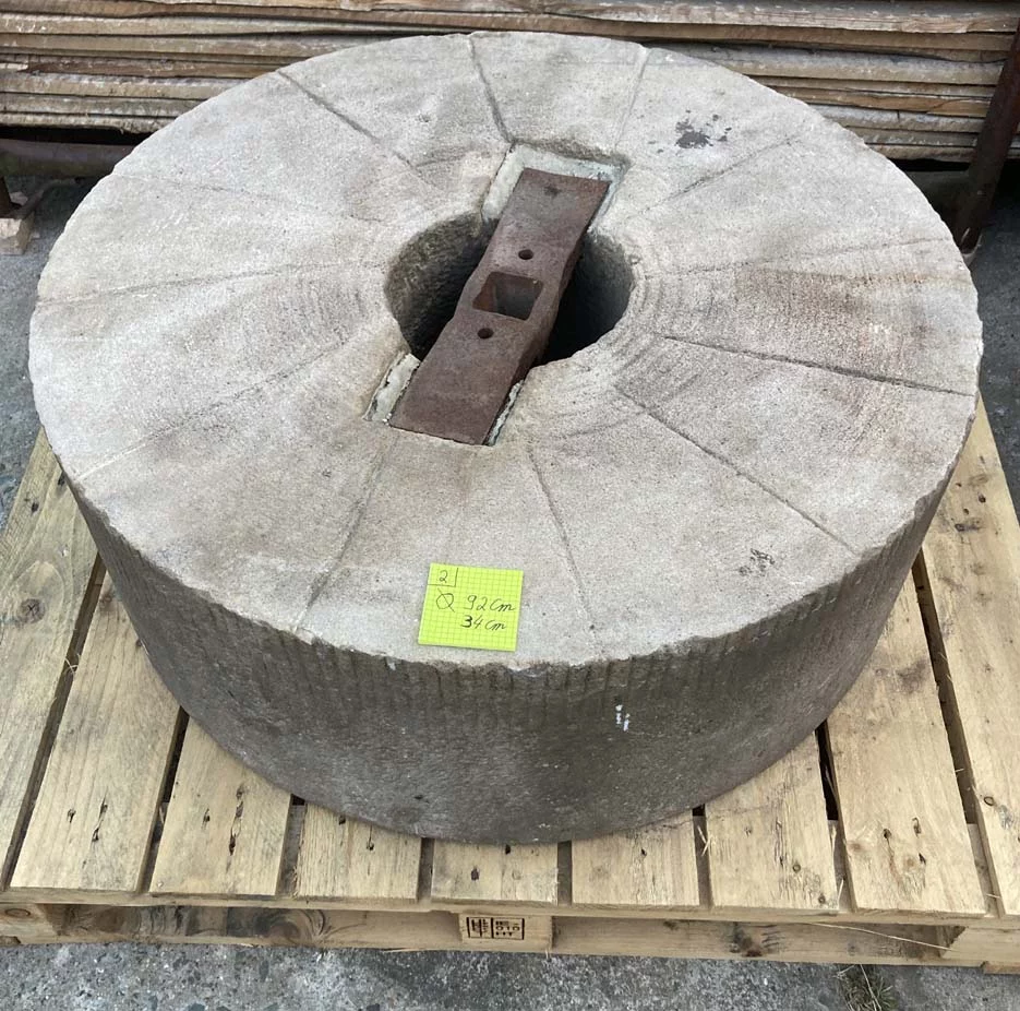 Muehlstein Mühlstein aus Schlezien nahe Schneekoppe